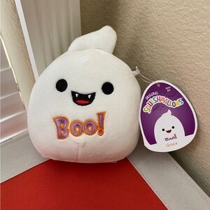 4.5” Grace the Ghost Squishmallow